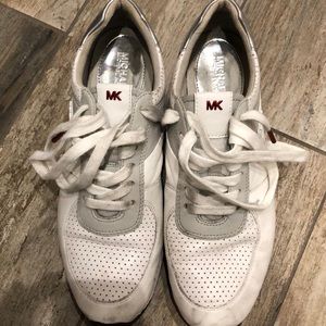 Beautiful Michael kors snickers